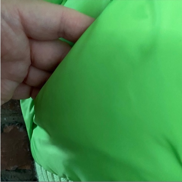 Tommy Hilfiger Green Puffer Vest - Picture 13 of 16